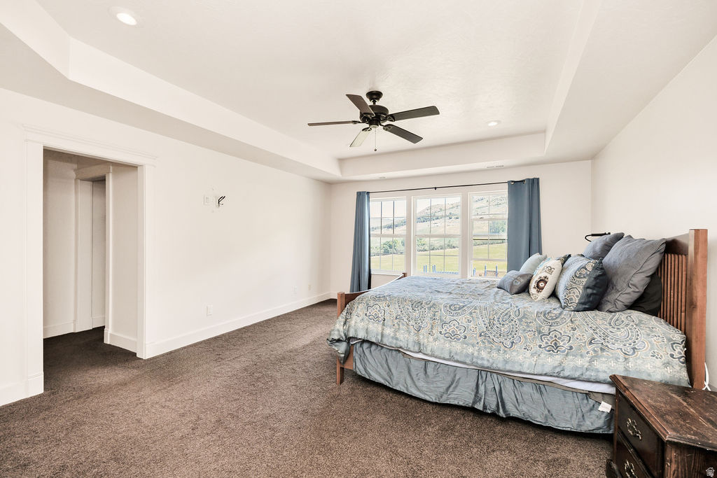 2307 MAPLE LEAF DR