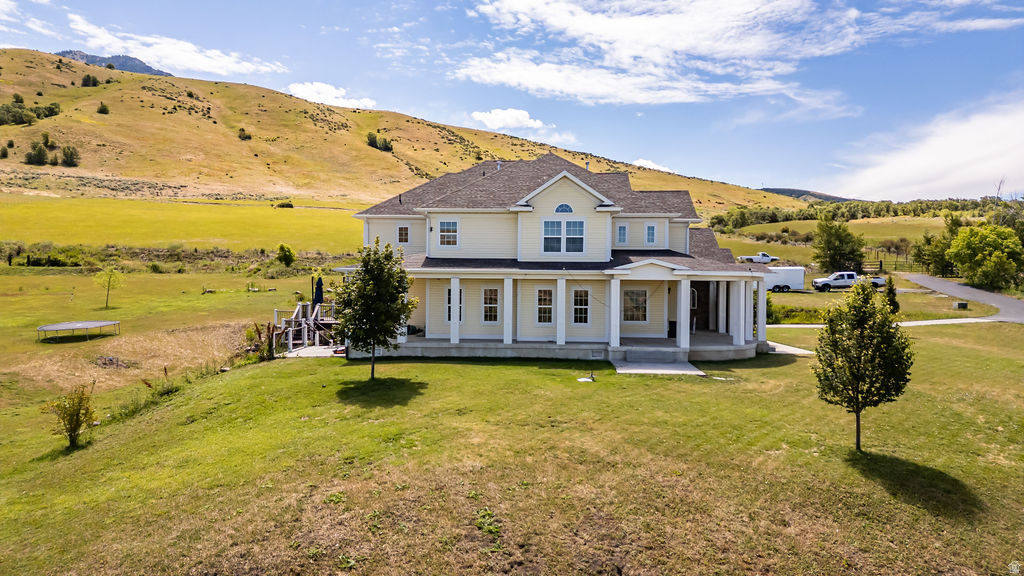 2307 MAPLE LEAF DR