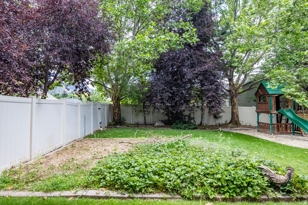 288 E 525 S