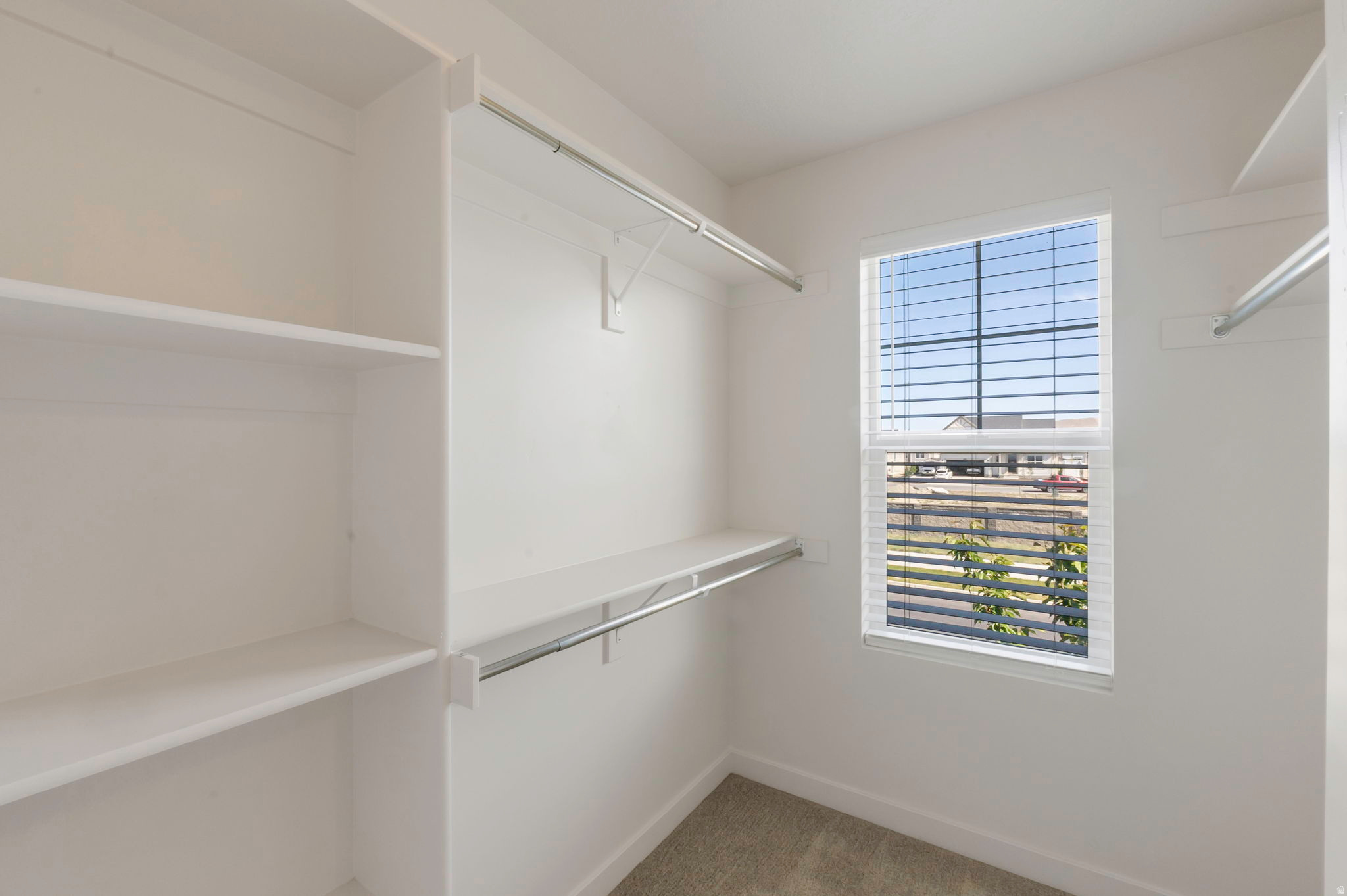 3747 W DREXLER DR
