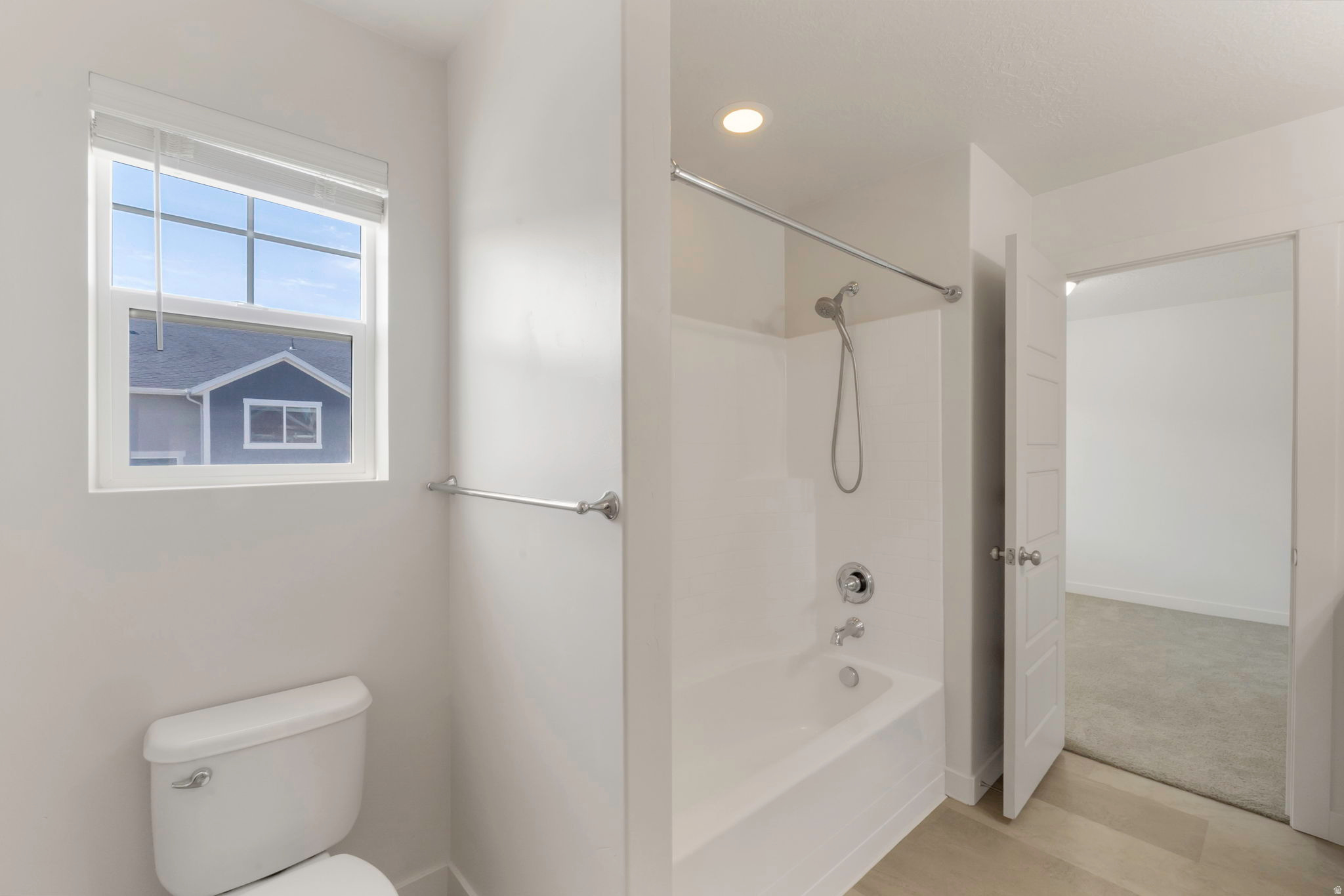 3747 W DREXLER DR