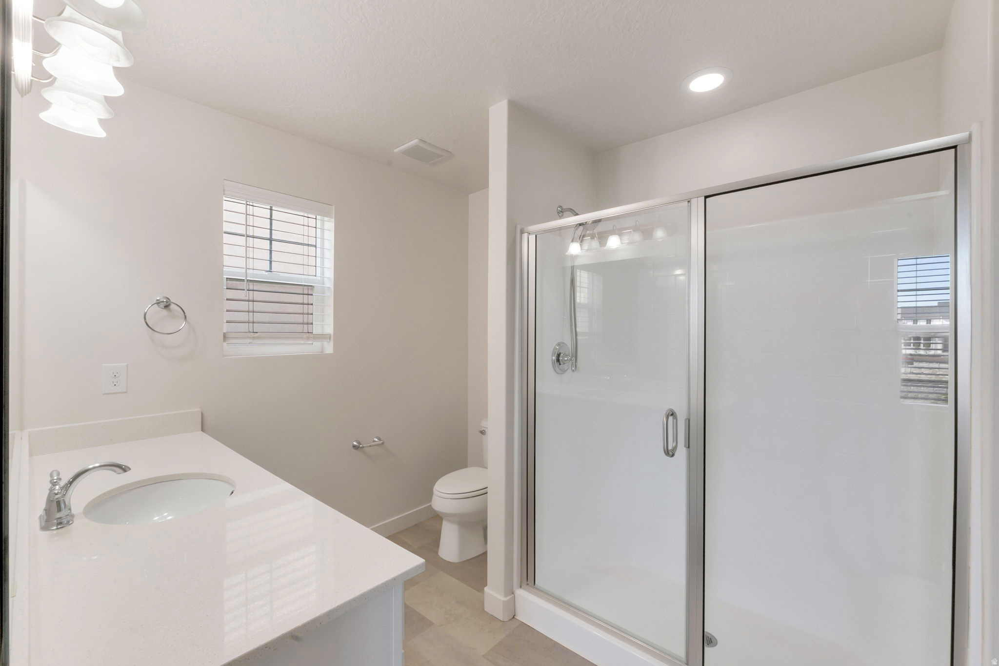 3747 W DREXLER DR