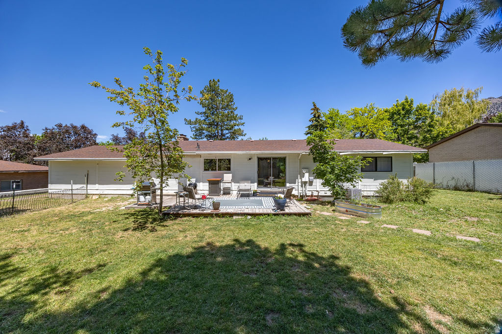 373 E SPRING CREEK RD