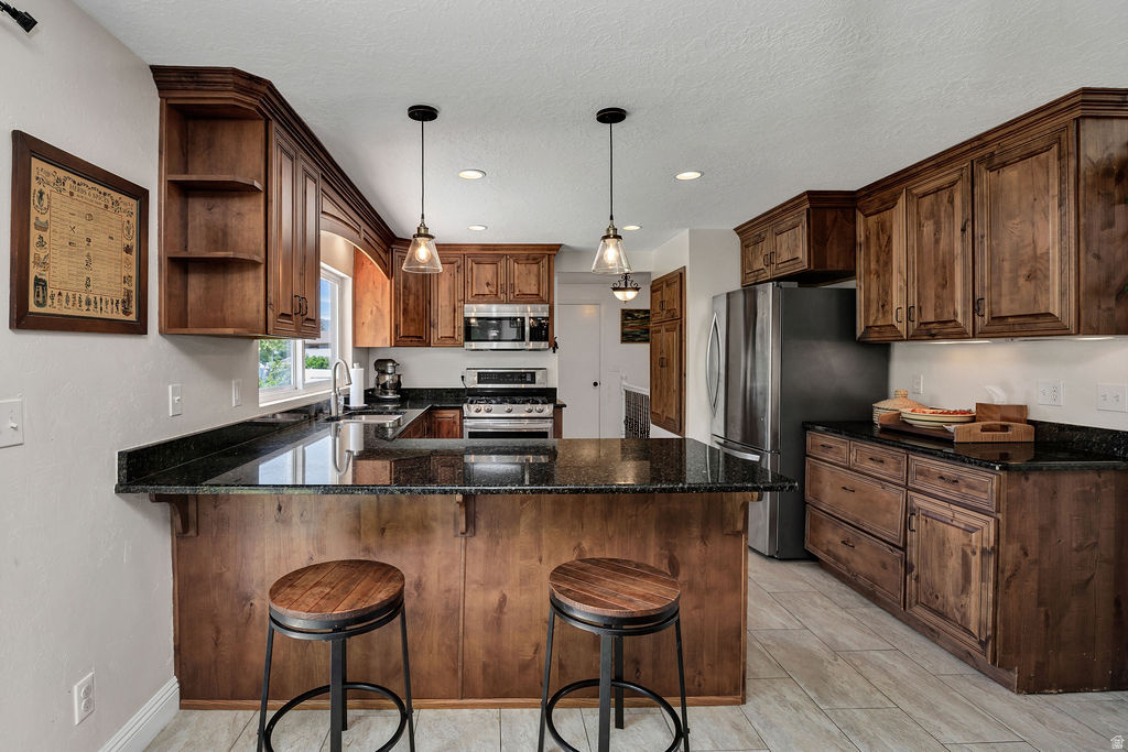 373 E SPRING CREEK RD