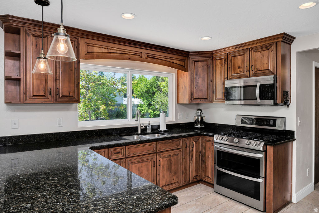 373 E SPRING CREEK RD