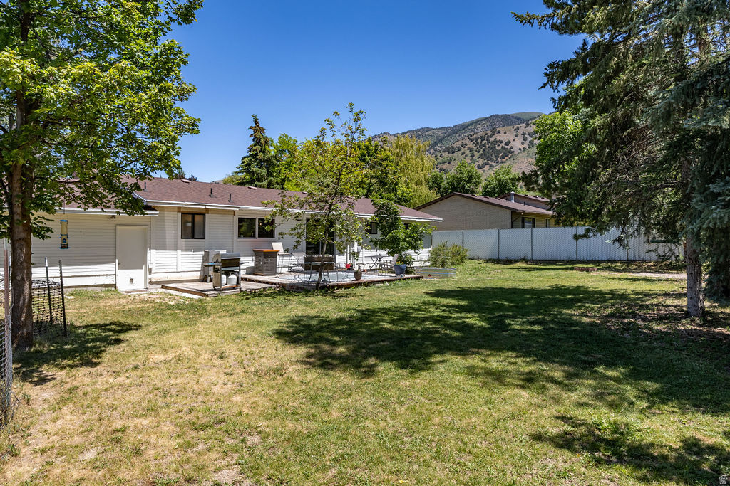 373 E SPRING CREEK RD