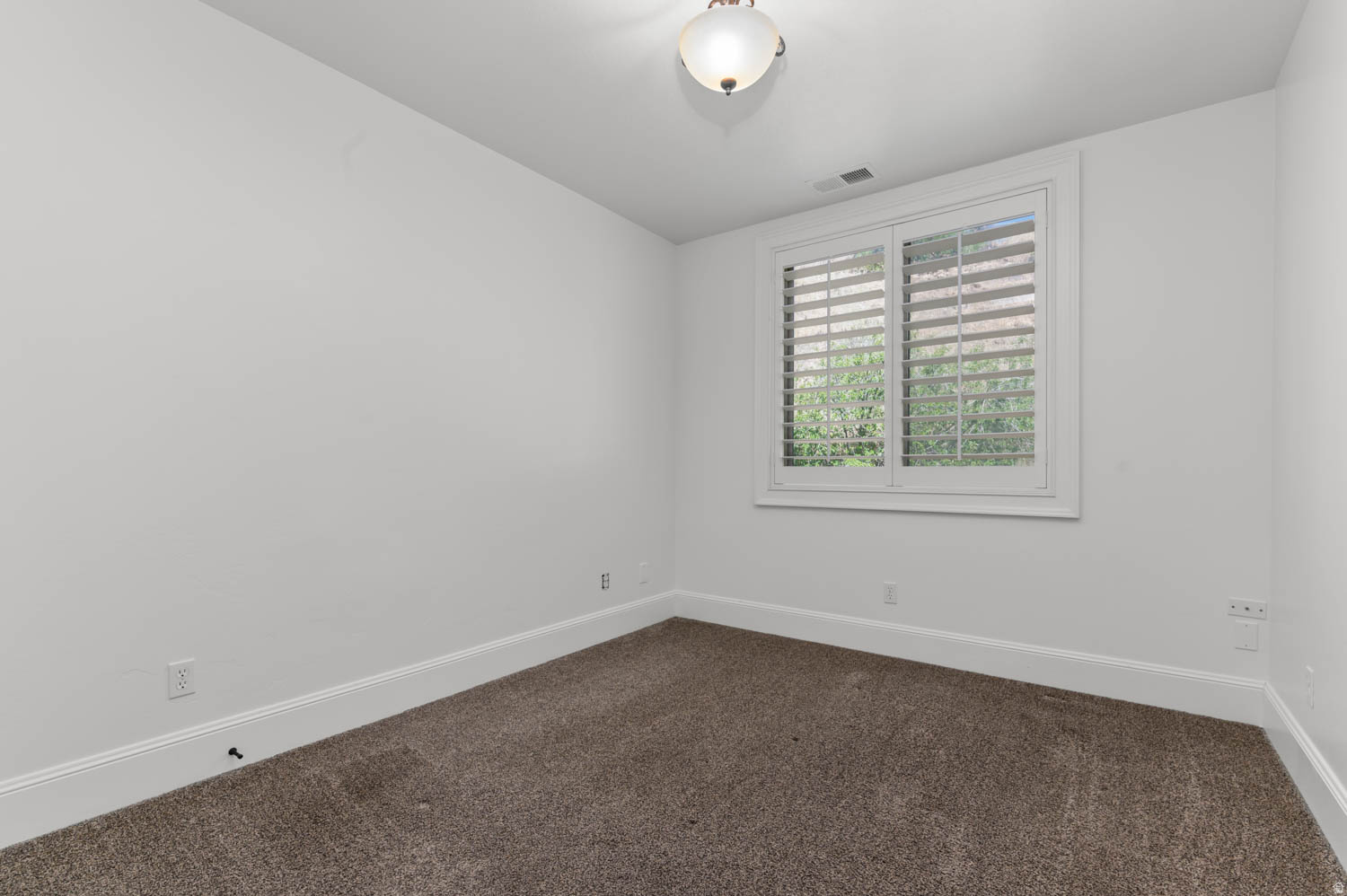 5198 N UNIVERSITY AVE #401