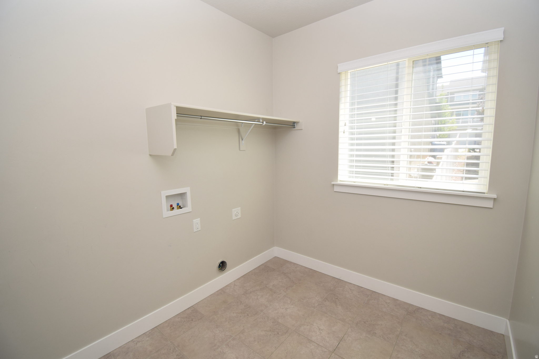 4929 W RED RUBY LN
