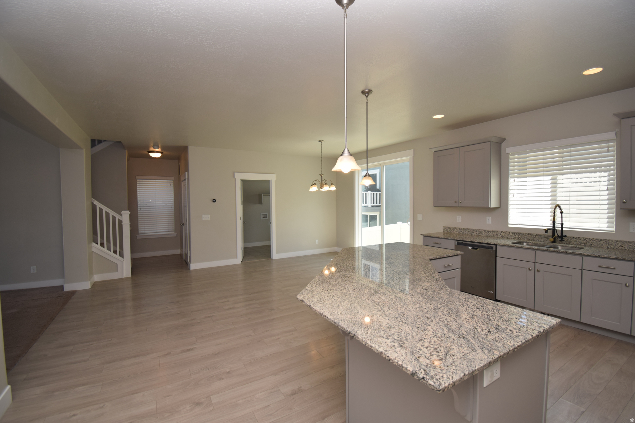 4929 W RED RUBY LN