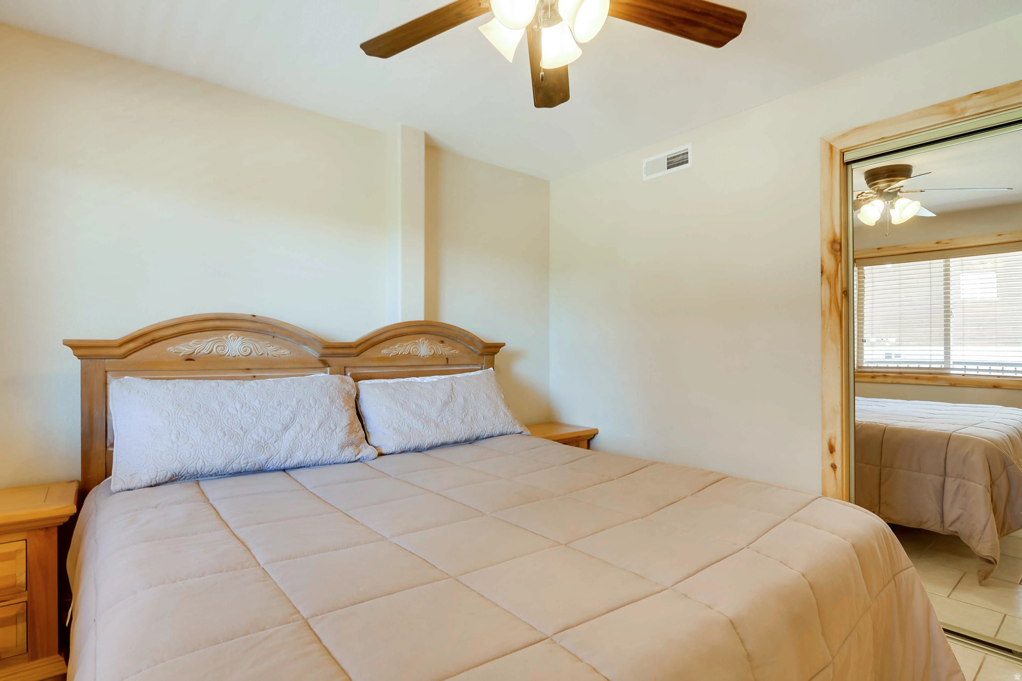 885 E CHURCH DR