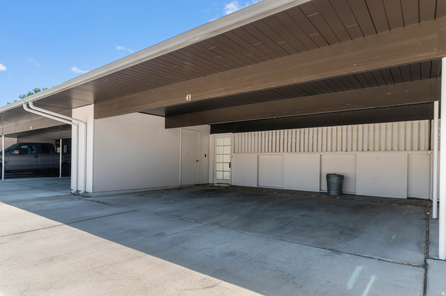 745 E THREE FOUNTAINS CIR #43