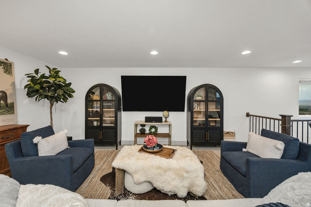 1390 E ORCHARD RIDGE LN