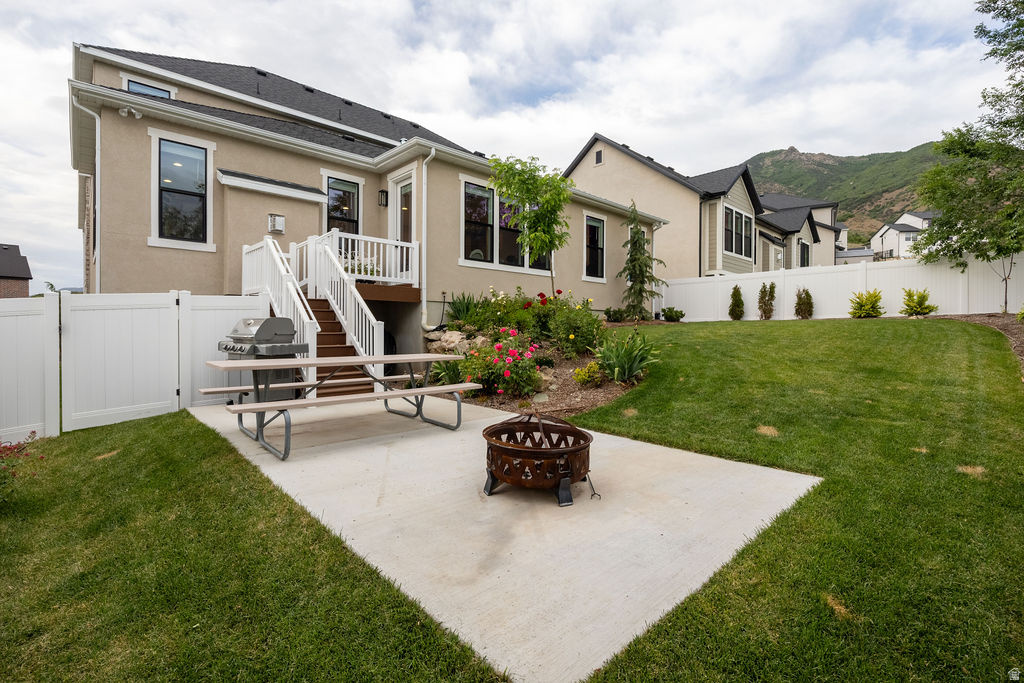 1390 E ORCHARD RIDGE LN