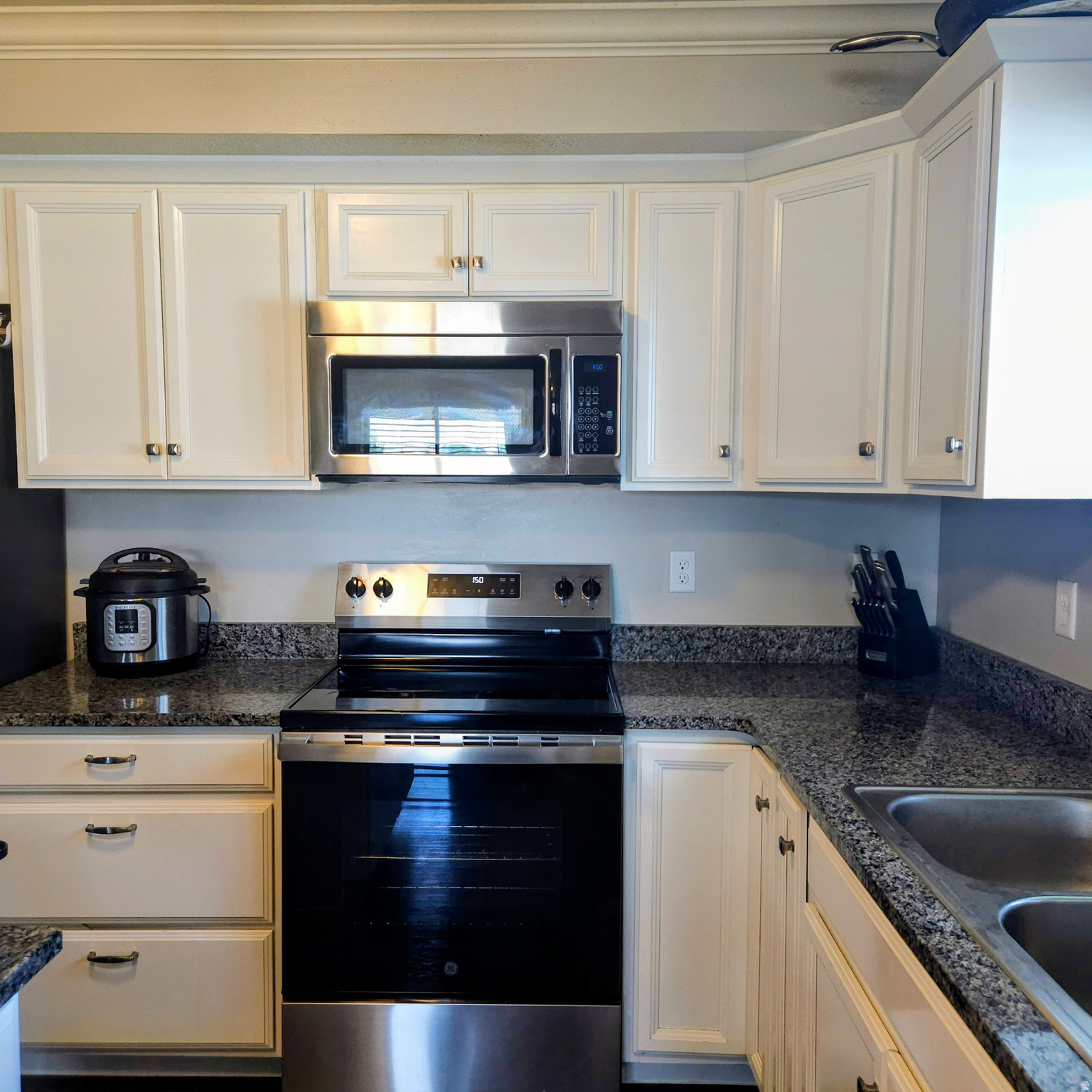 467 W 1155 N