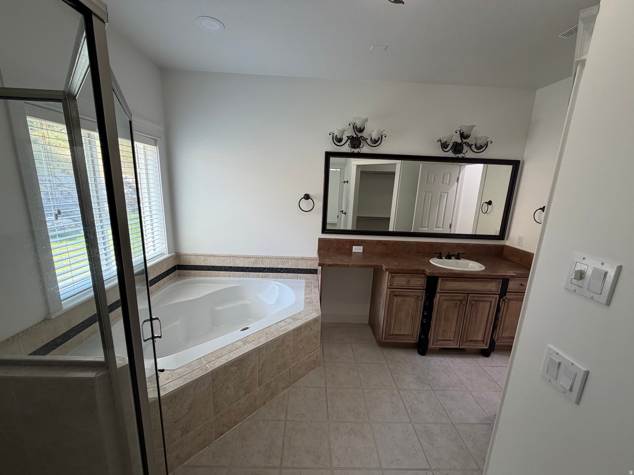 240 BUGLE WAY