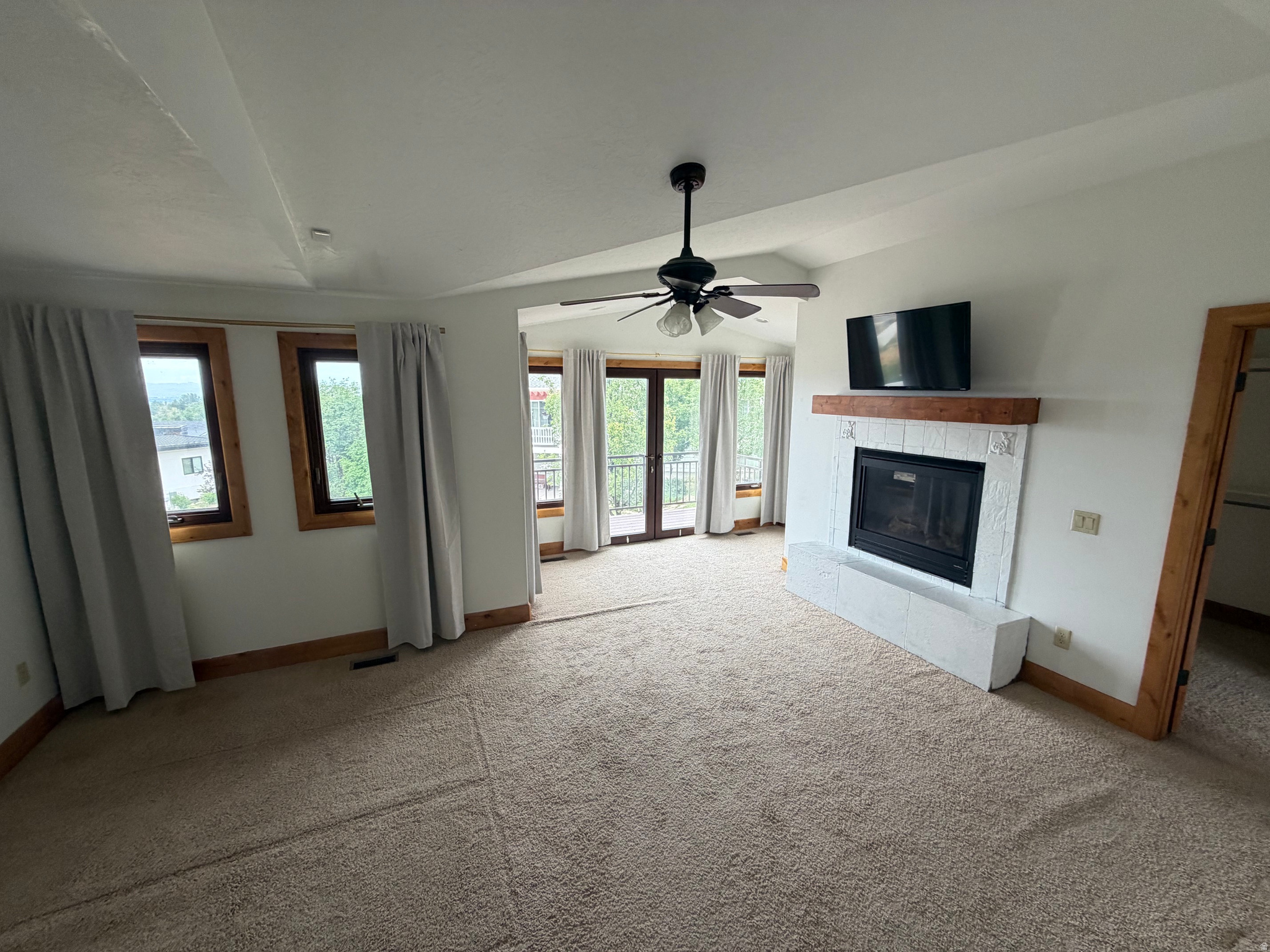 1567 ASPEN DR