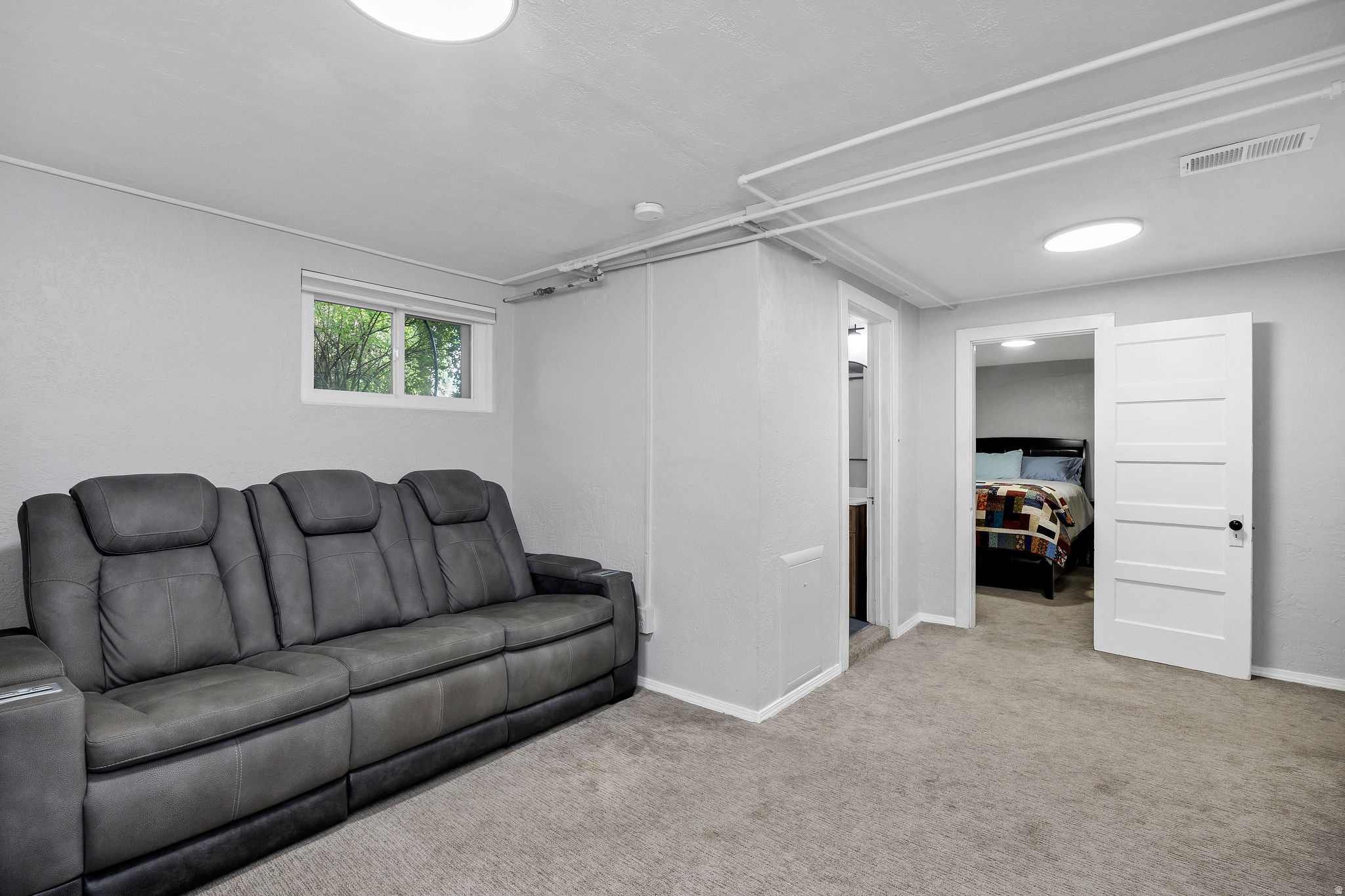 297 N MAIN ST