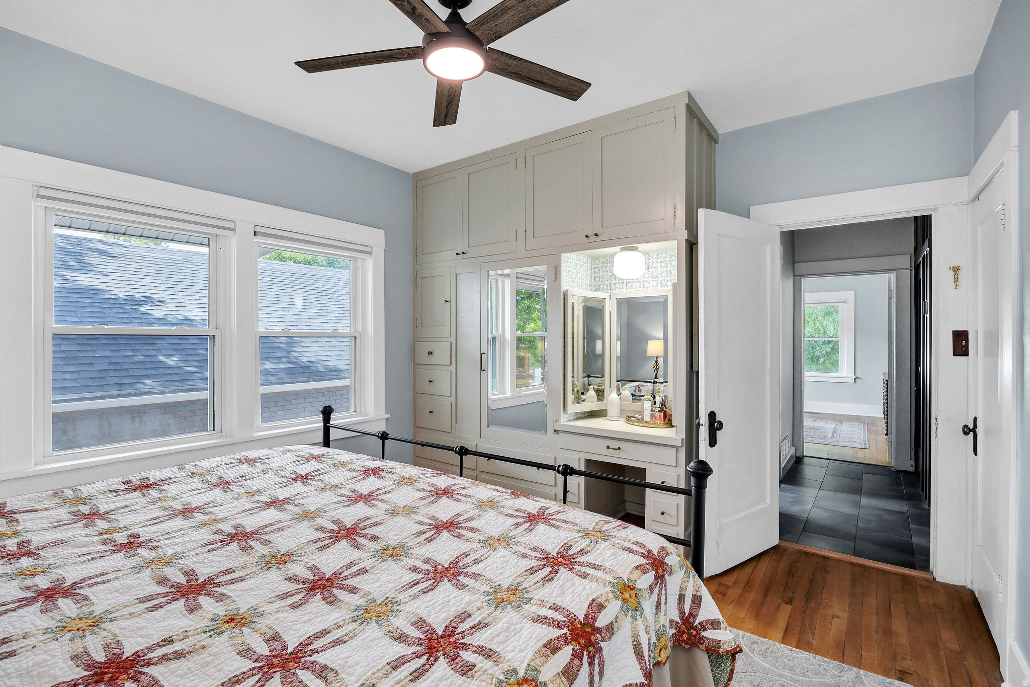 297 N MAIN ST