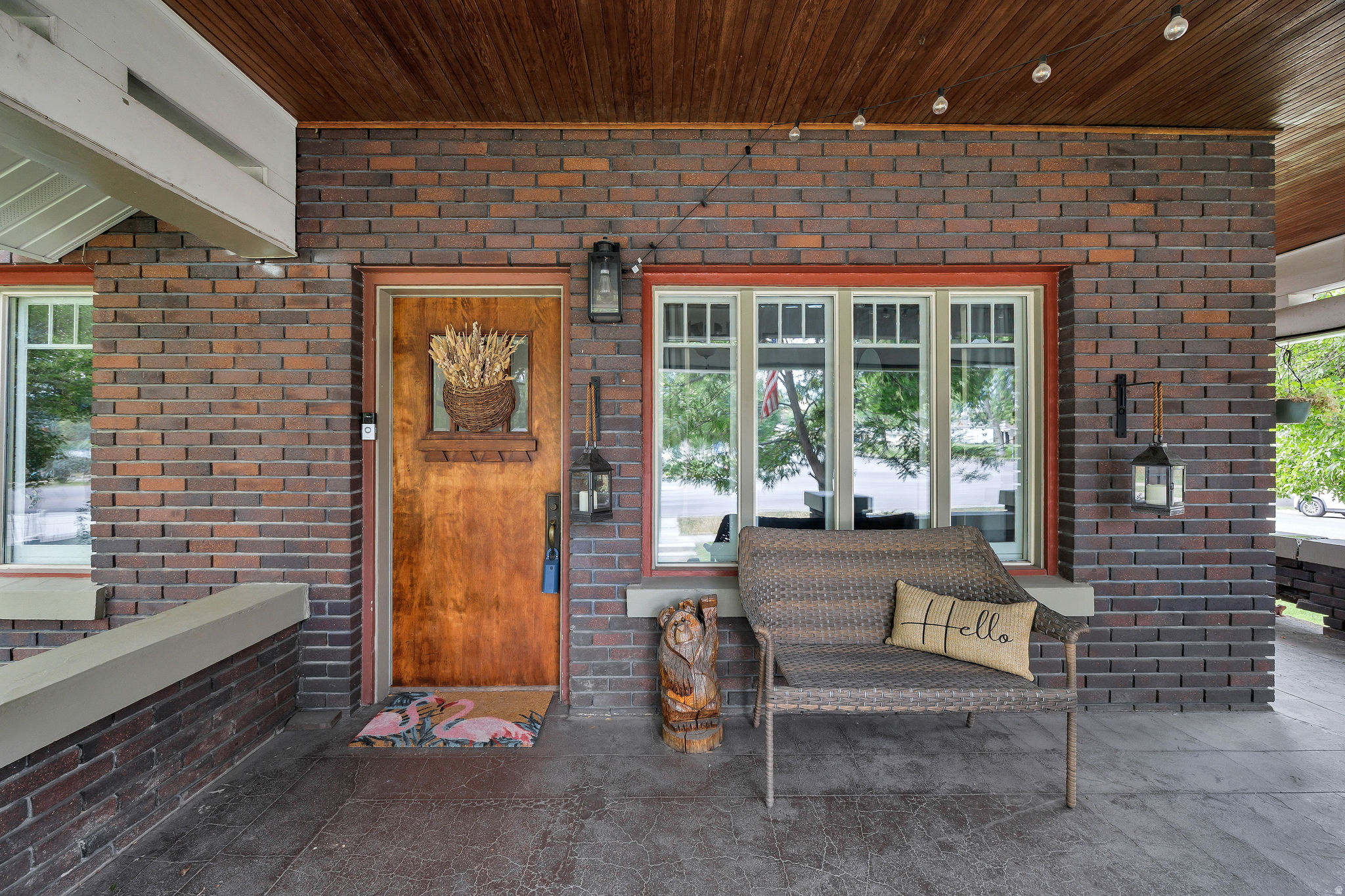 297 N MAIN ST