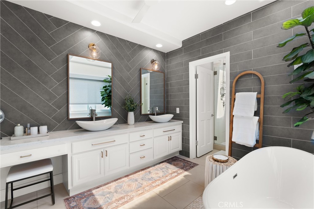 302 Carnation Avenue