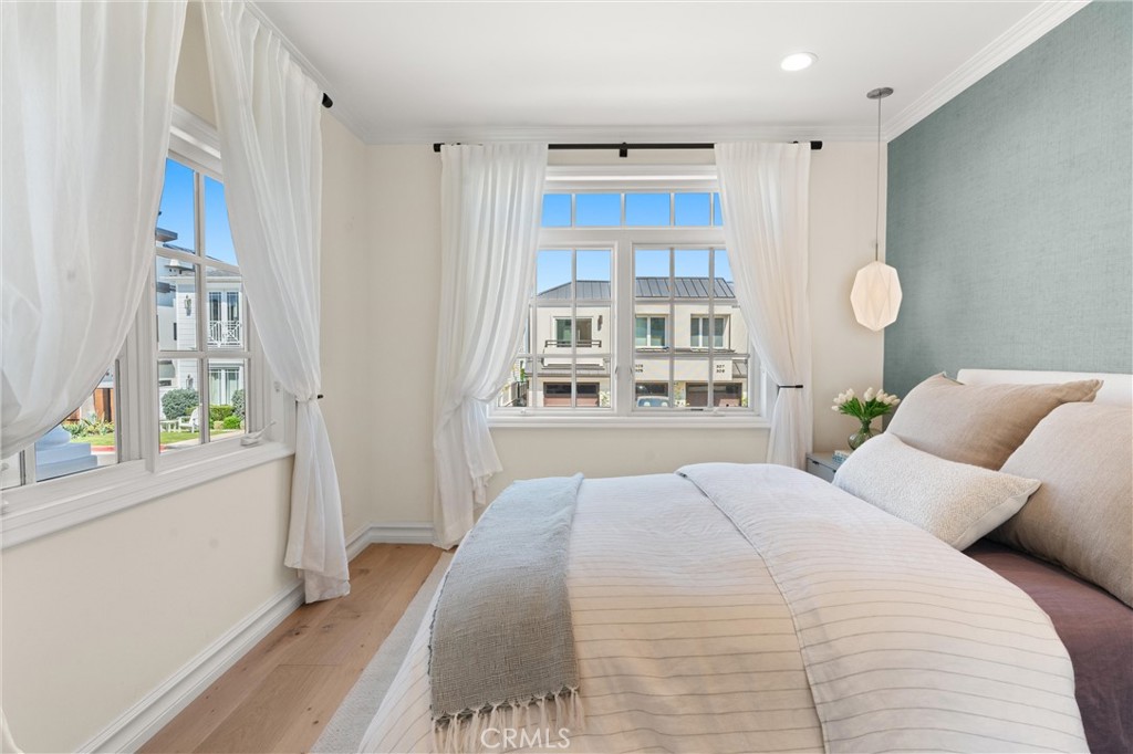 302 Carnation Avenue