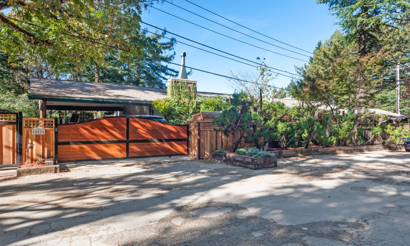 14826 Skyline Boulevard 3