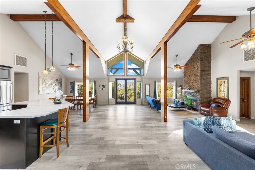 1770 Mountain Lane