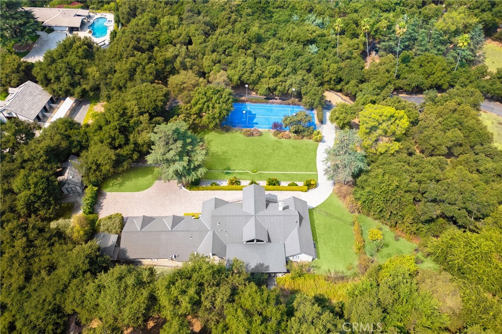 1770 Mountain Lane
