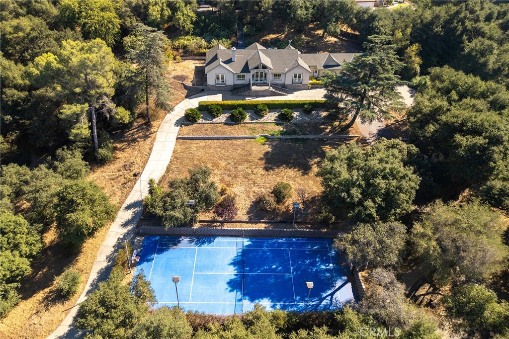 1770 Mountain Lane
