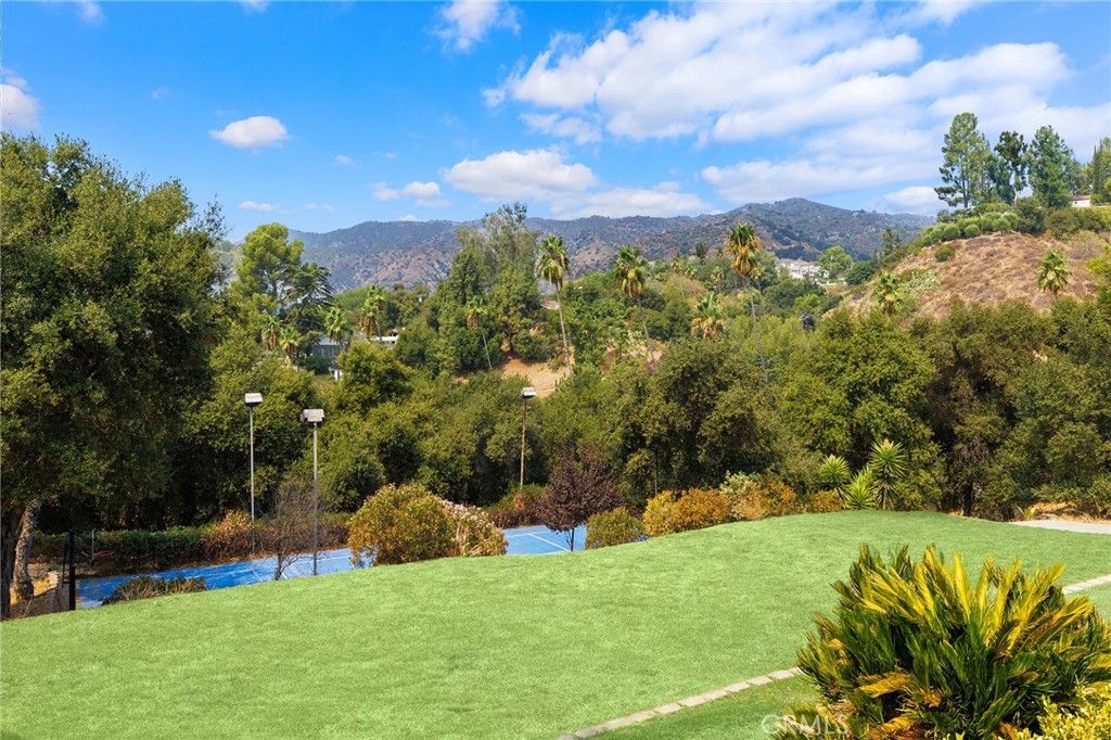 1770 Mountain Lane
