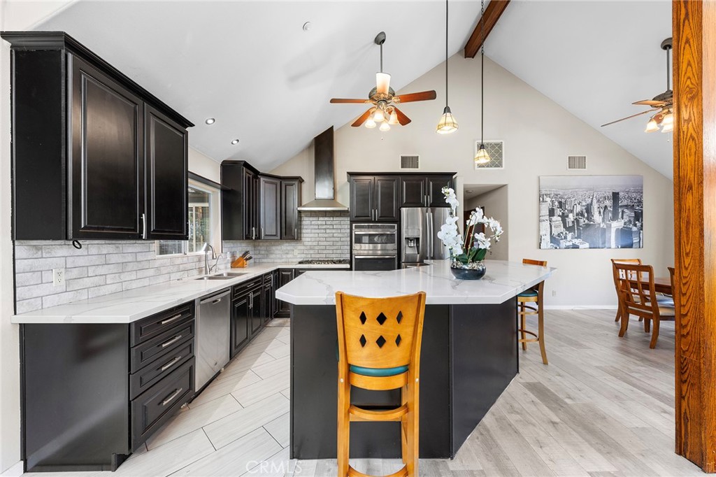 1770 Mountain Lane