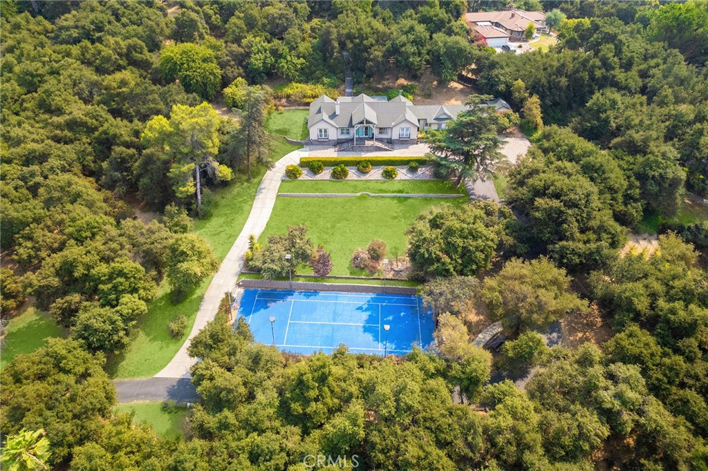 1770 Mountain Lane