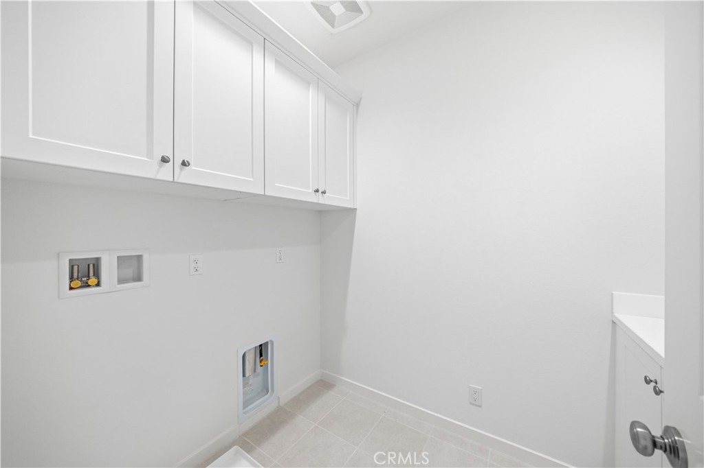 112 Newburry