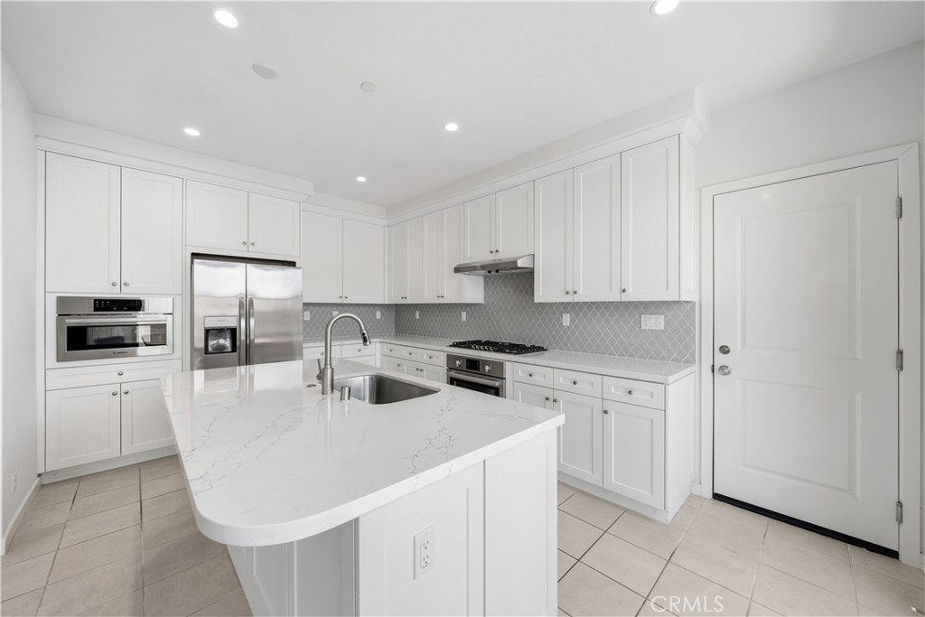 112 Newburry