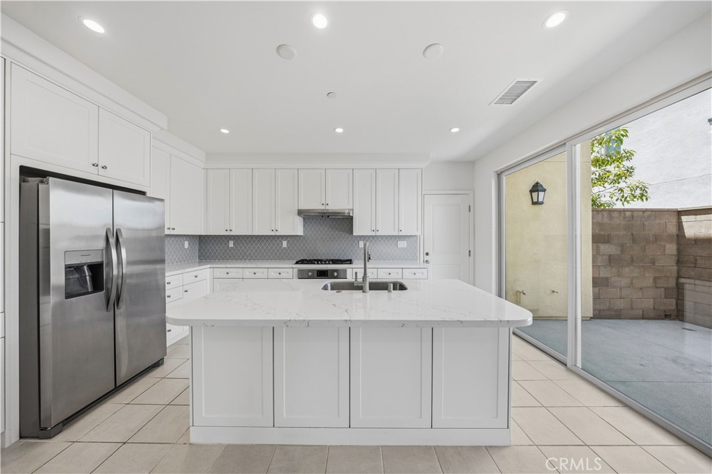 112 Newburry