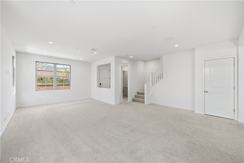 112 Newburry