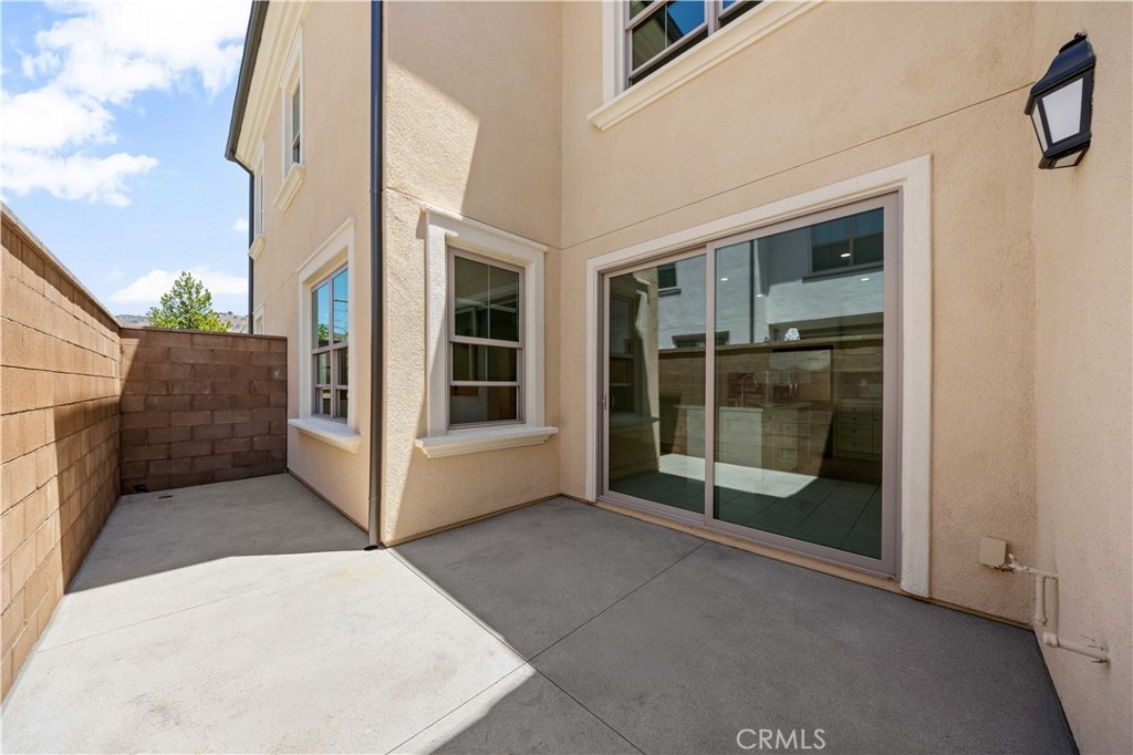 112 Newburry