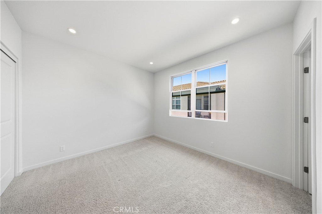 112 Newburry