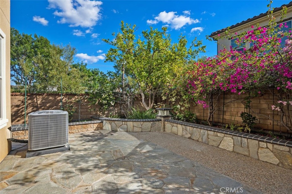 3596 La Mancha Drive