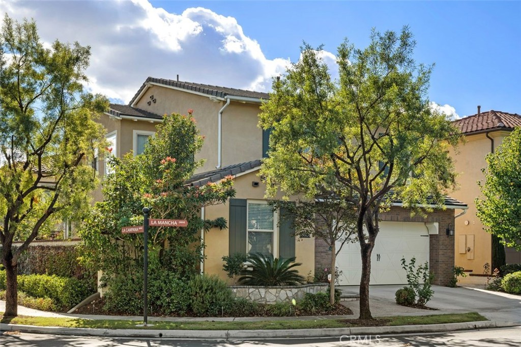 3596 La Mancha Drive