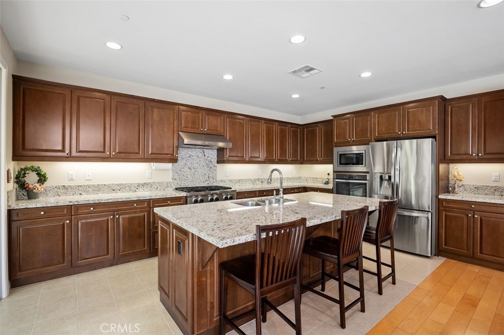 3596 La Mancha Drive