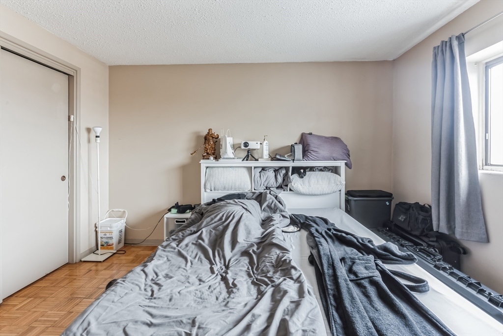 26 Waverly St # 307