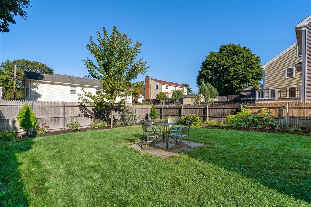 92 Mokema Avenue
