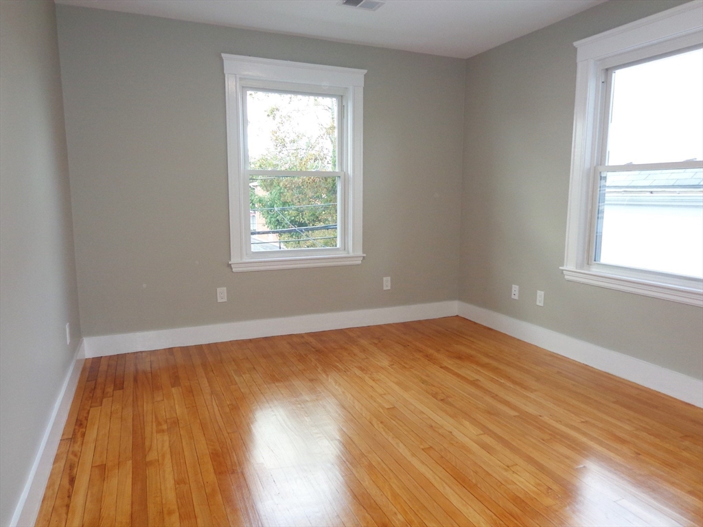49 Walnut Street # 3