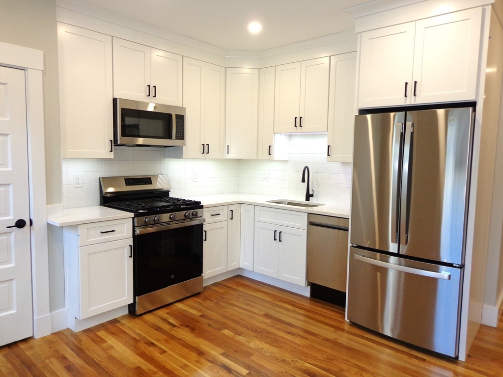 49 Walnut Street # 3