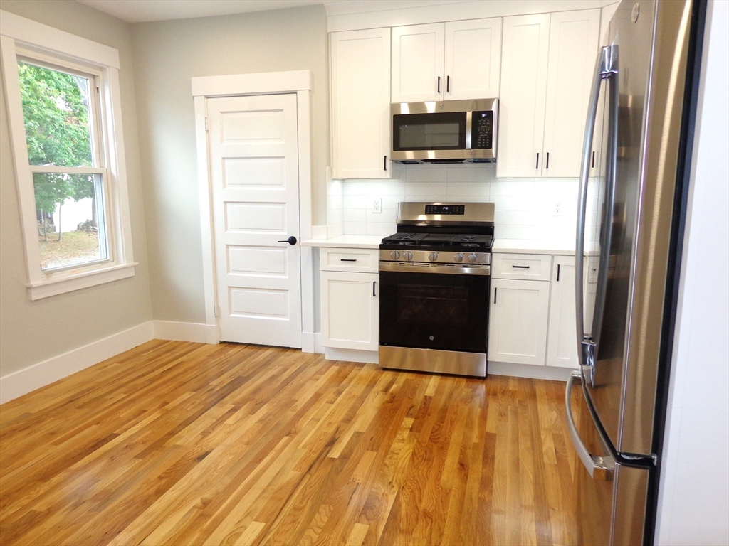 49 Walnut Street # 3
