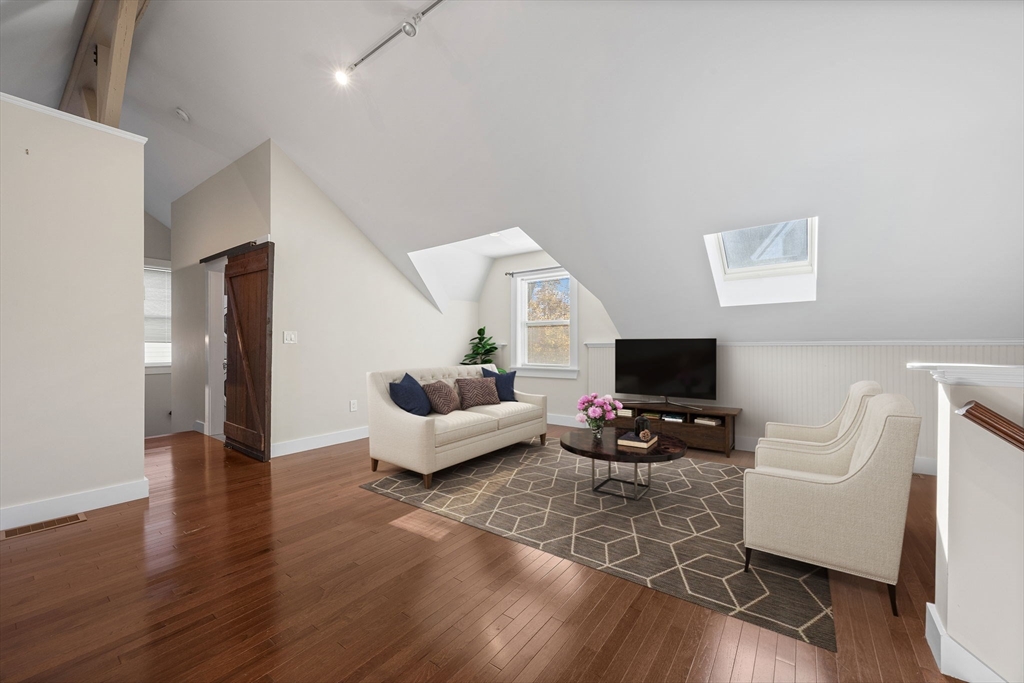 8 Linden Street # 5
