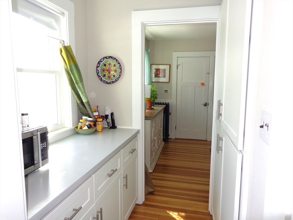 8 Holden Rd # 8