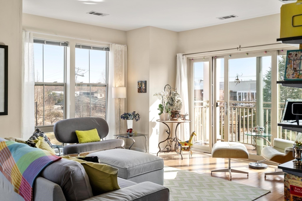 3 Repton Cir # 3310