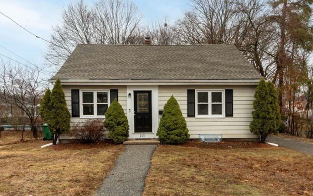 200 Montvale Avenue